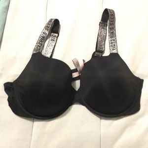 Black Victoria secret bra.